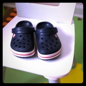 Crocs navy blue size 7
